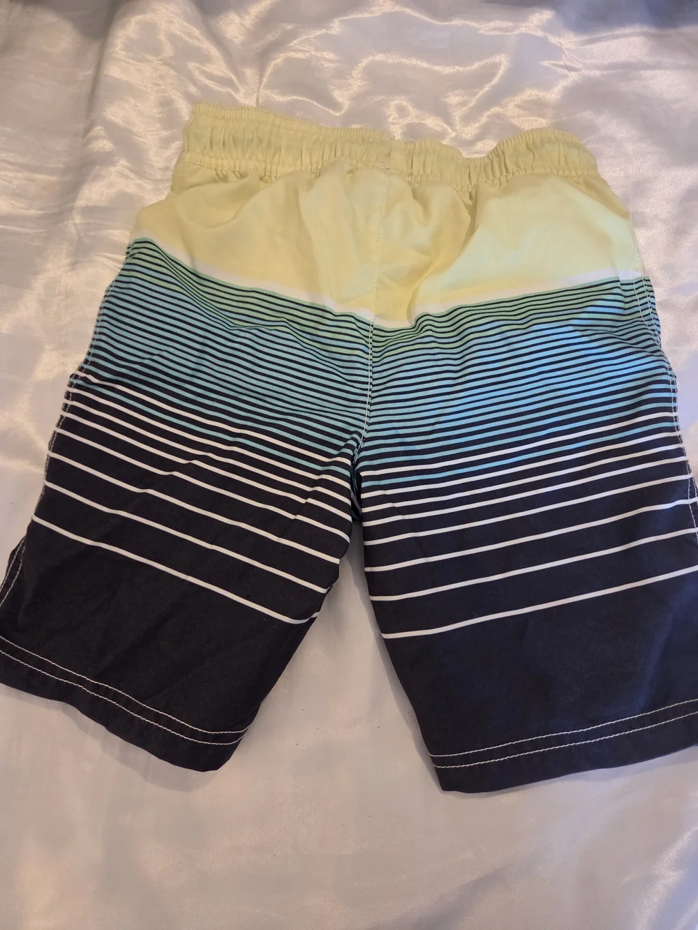 OshKosh B’gosh Boys Size 7 Swim Trunks Yellow Colorblock Board Shorts